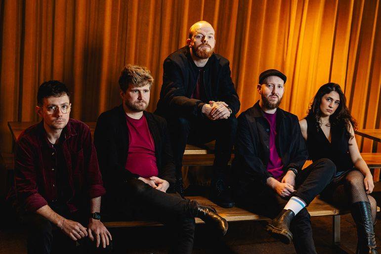 Click to enlarge image fido-10.jpg