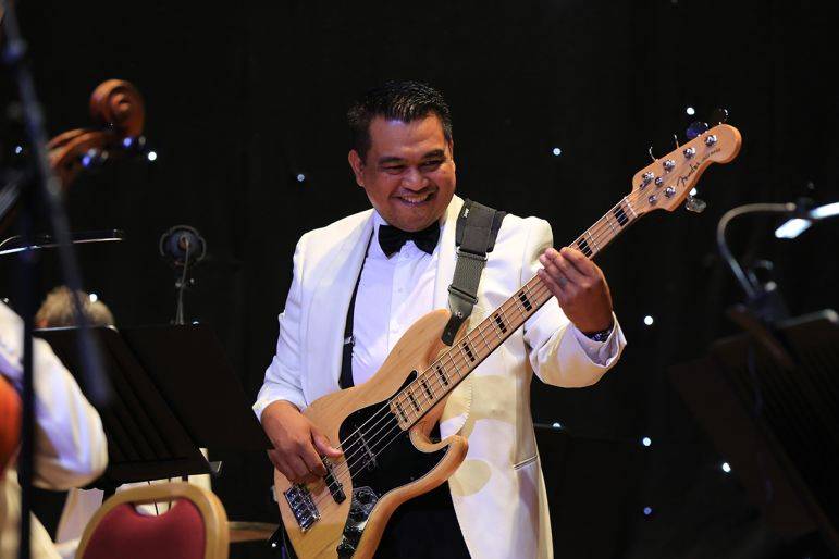 Click to enlarge image stardust-orchestra-04.jpg