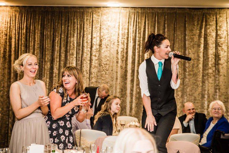 Click to enlarge image waiting-to-sing-01.jpg