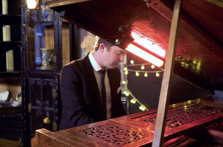 Click to enlarge image 08.jpg