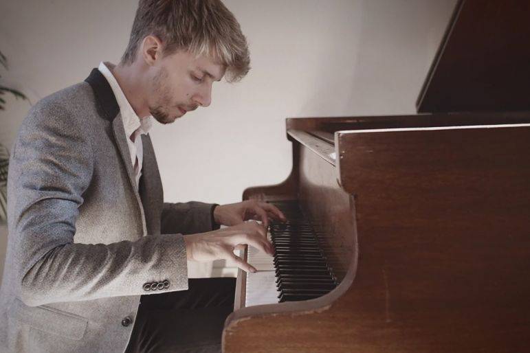 Click to enlarge image tea-for-two-03.jpg