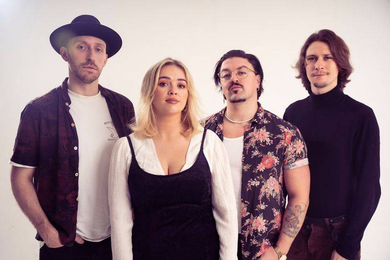 Click to enlarge image midnight-specials-01.jpg