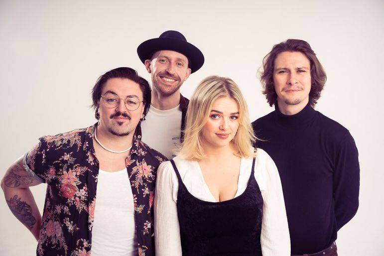 Click to enlarge image midnight-specials-02.jpg