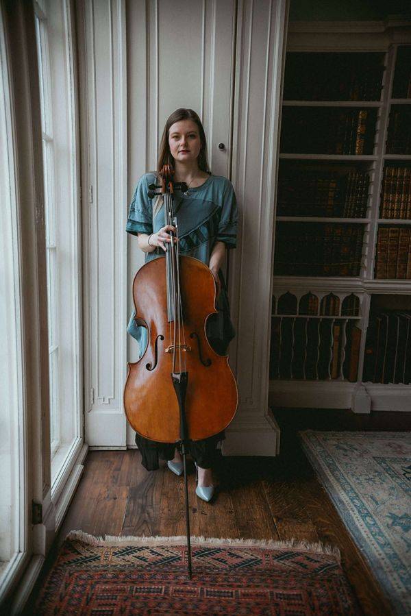 Click to enlarge image rae-cellist-04.jpg