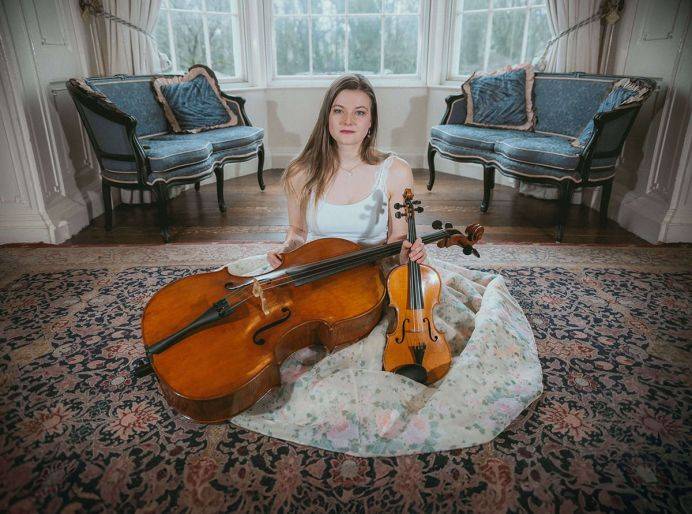 Click to enlarge image rae-cellist-15.jpg