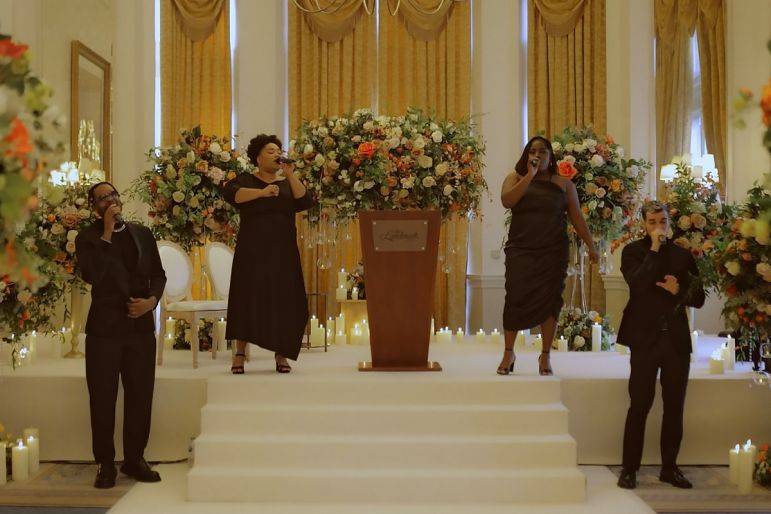 Click to enlarge image divine-voices-03.jpg