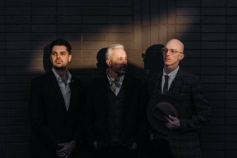 Click to enlarge image homeland-03.jpg