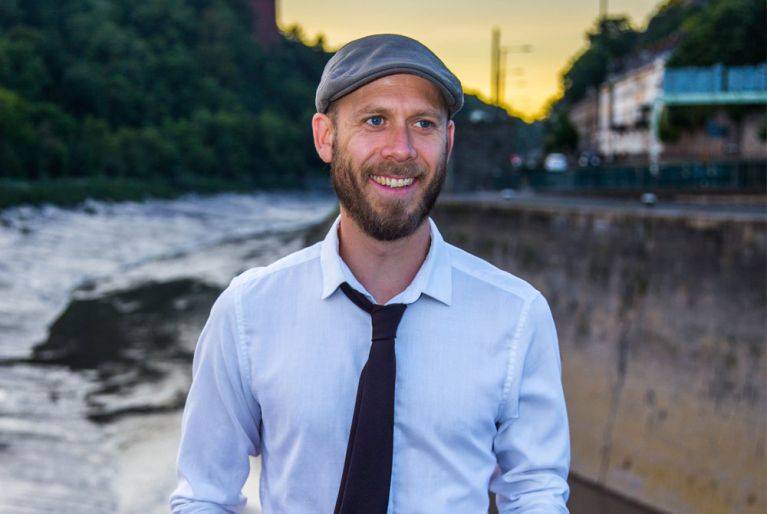 Click to enlarge image profile.jpg