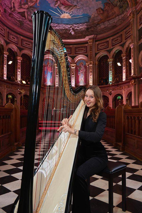 Click to enlarge image faith-05.jpg