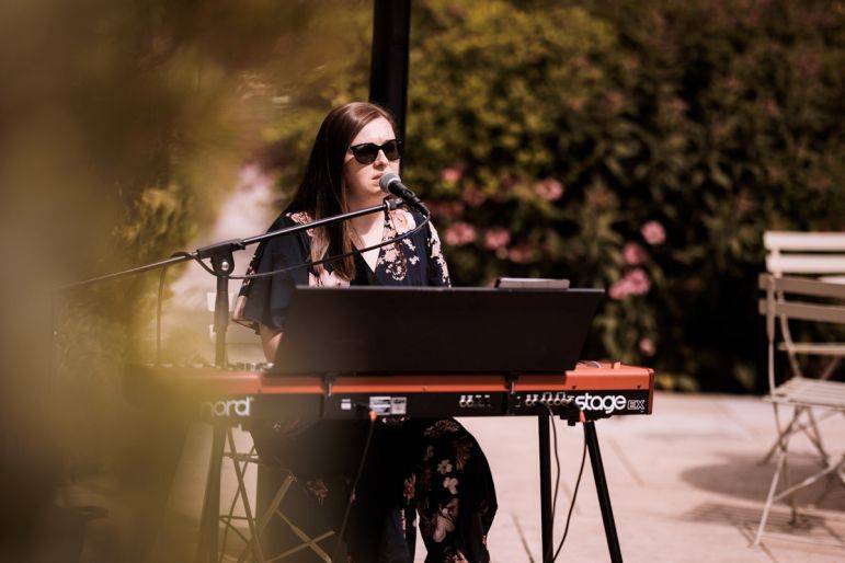 Click to enlarge image mairi-01.jpg