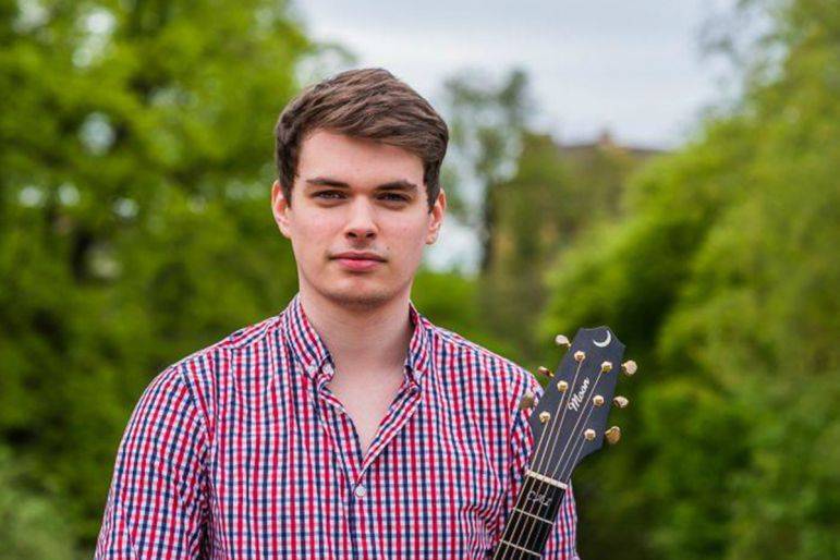 Click to enlarge image celtic-2.jpg