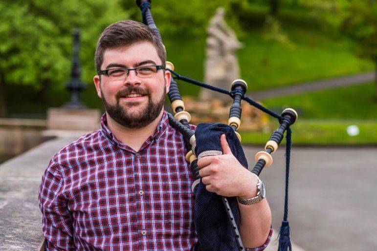 Click to enlarge image celtic-4.jpg