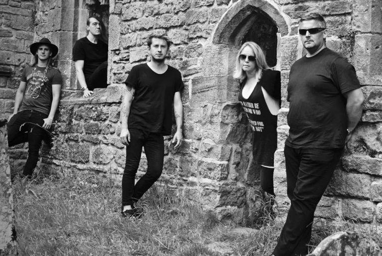 Click to enlarge image harbour-lights-02.jpg