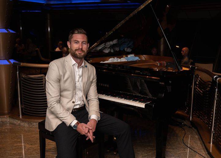 Click to enlarge image elijah-02.jpg