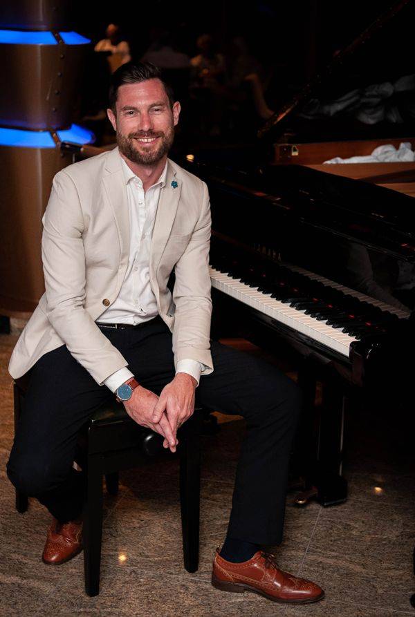 Click to enlarge image elijah-05.jpg