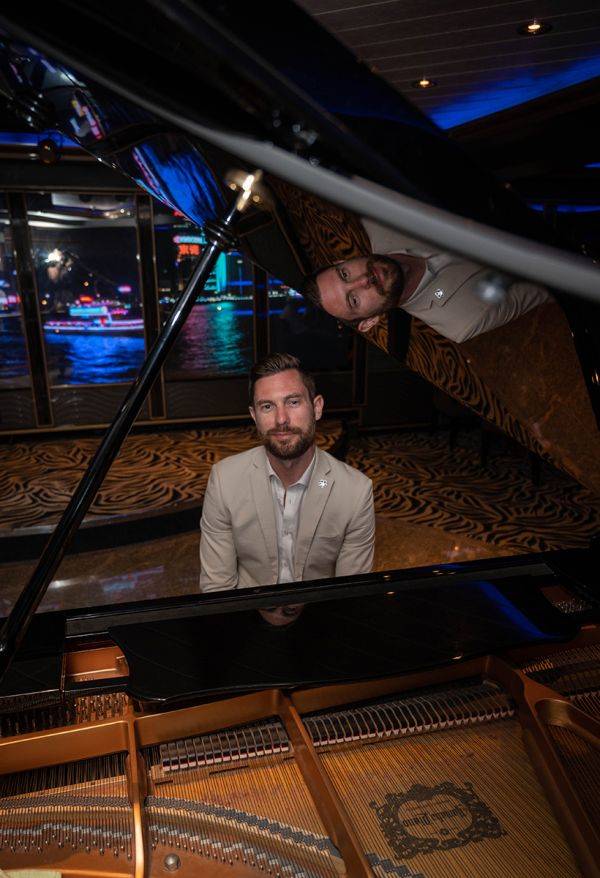 Click to enlarge image elijah-07.jpg