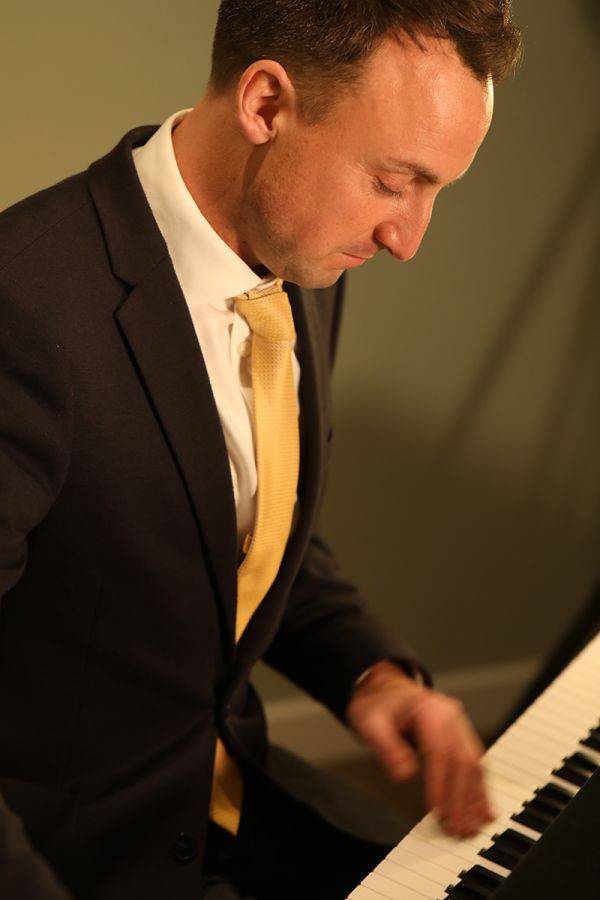 Click to enlarge image charles-02.jpg