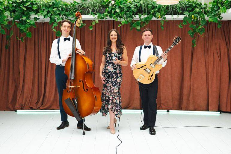 Click to enlarge image 06.jpg