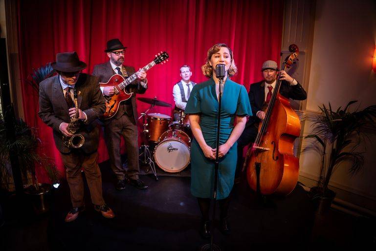 Click to enlarge image retro-swing-society-04.jpg