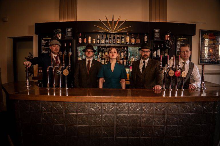 Click to enlarge image retro-swing-society-09.jpg