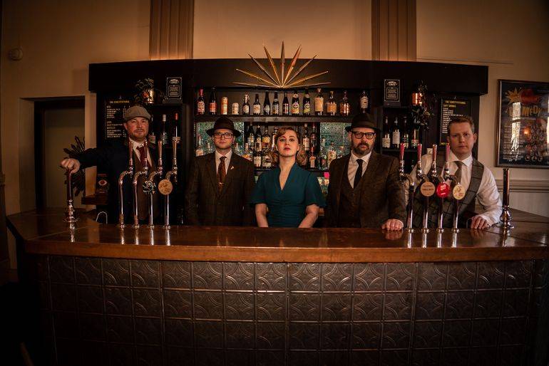 Click to enlarge image retro-swing-society-12.jpg