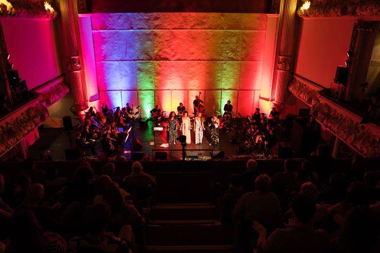 Click to enlarge image icon-orchestra-11.jpg