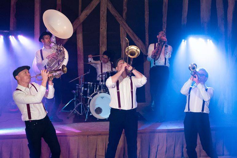 Click to enlarge image hornmowers-06.jpg