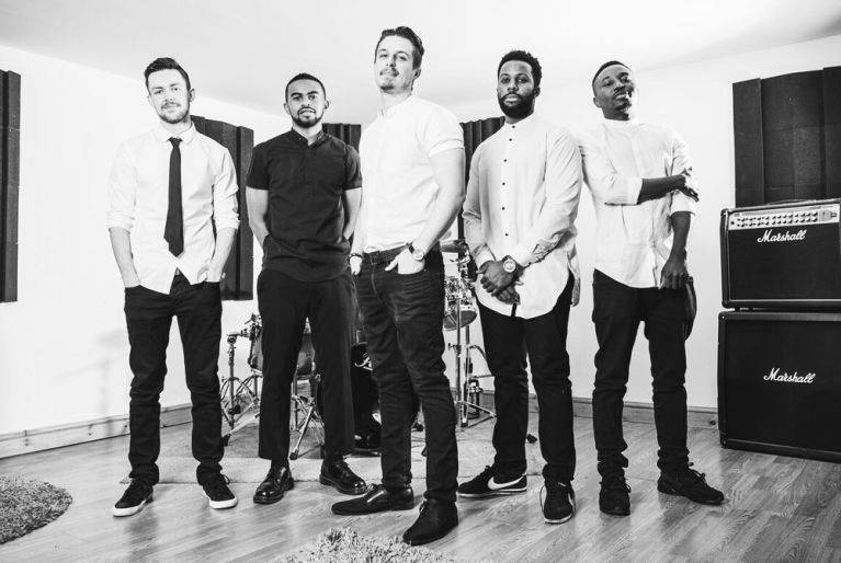 Click to enlarge image electric-soul-club-01.jpg