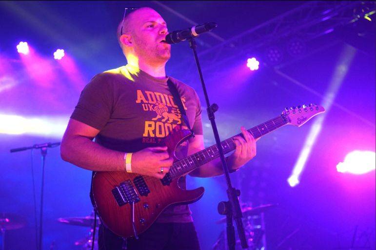 Click to enlarge image stylus-04.jpg