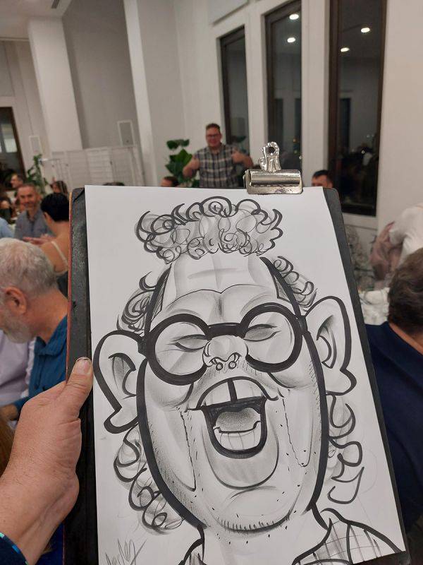 Click to enlarge image marker-guy-01.jpg