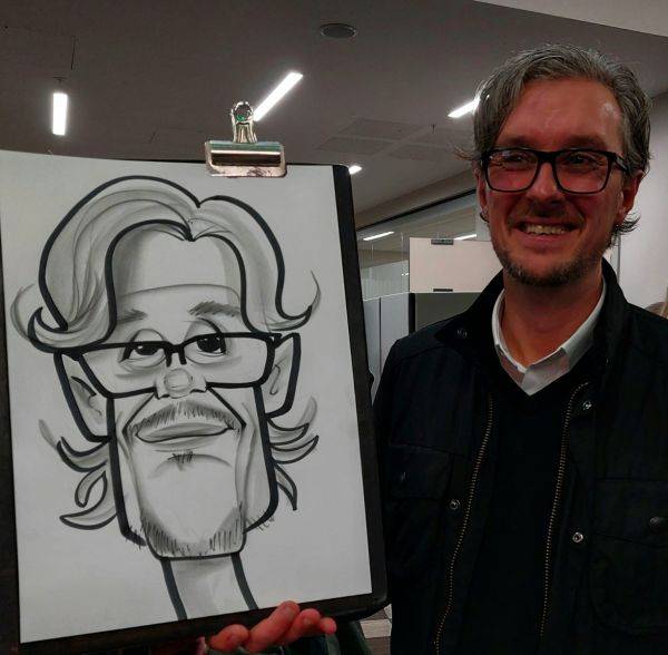 Click to enlarge image marker-guy-09.jpg