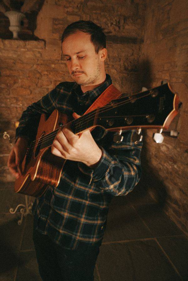 Click to enlarge image flights-02.jpg