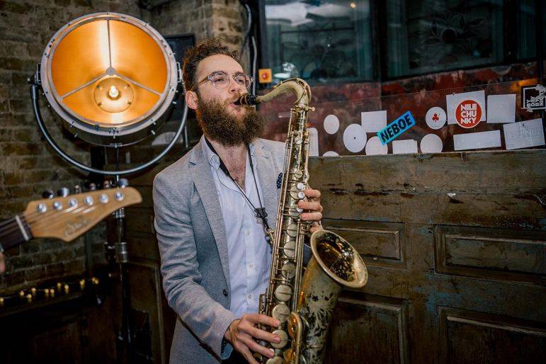 Click to enlarge image 07.jpg