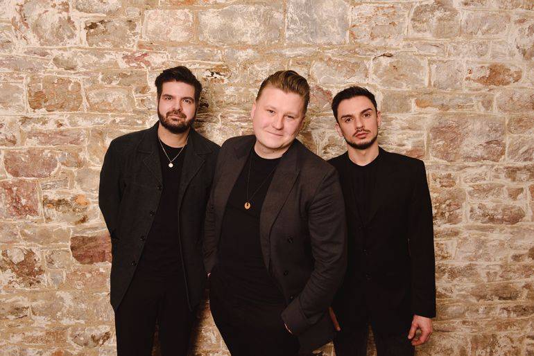 Click to enlarge image sound-city-02.jpg