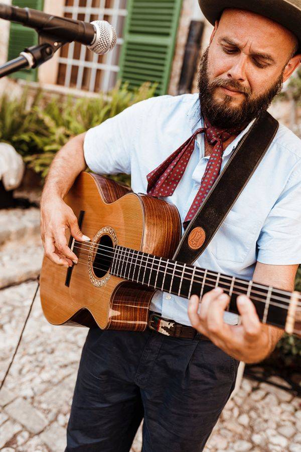 Click to enlarge image parallel-lines-06.jpg