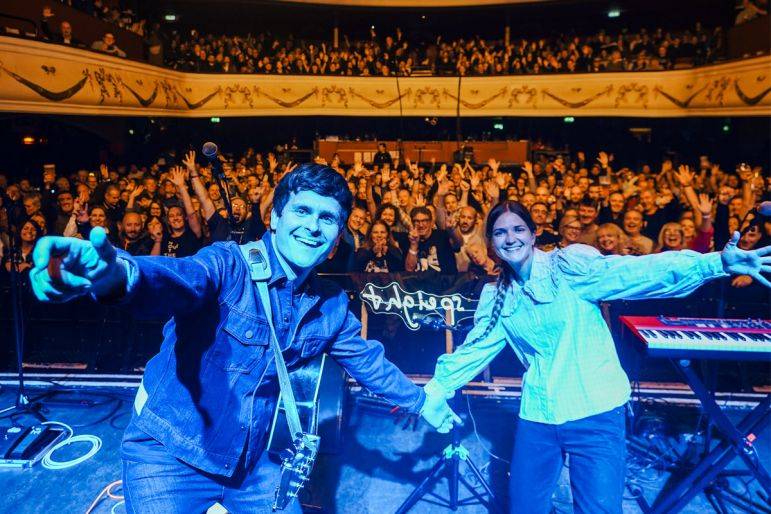 Click to enlarge image two-voices-01.jpg