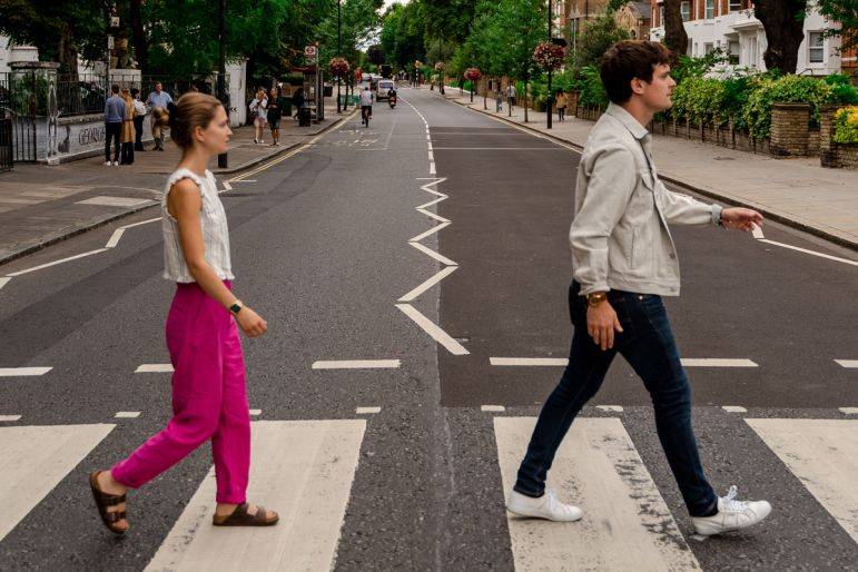 Click to enlarge image two-voices-02.jpg