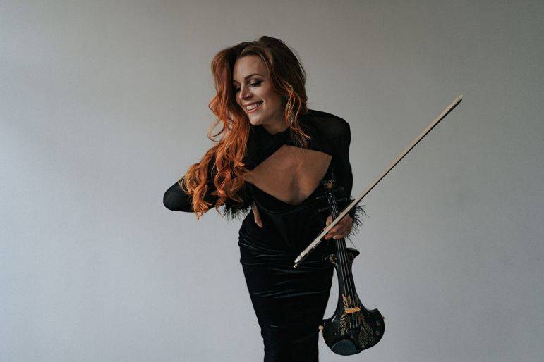 Click to enlarge image scarlet-16.jpg