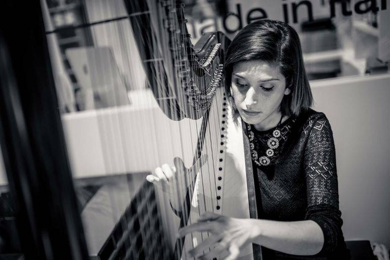 Click to enlarge image elara-lys-03.jpg