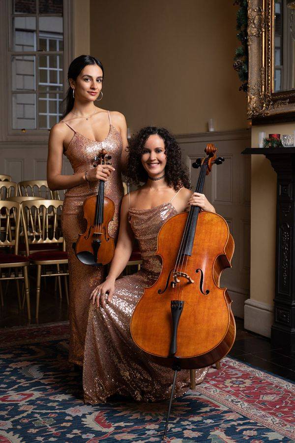 Click to enlarge image chic-ensemble-03.jpg