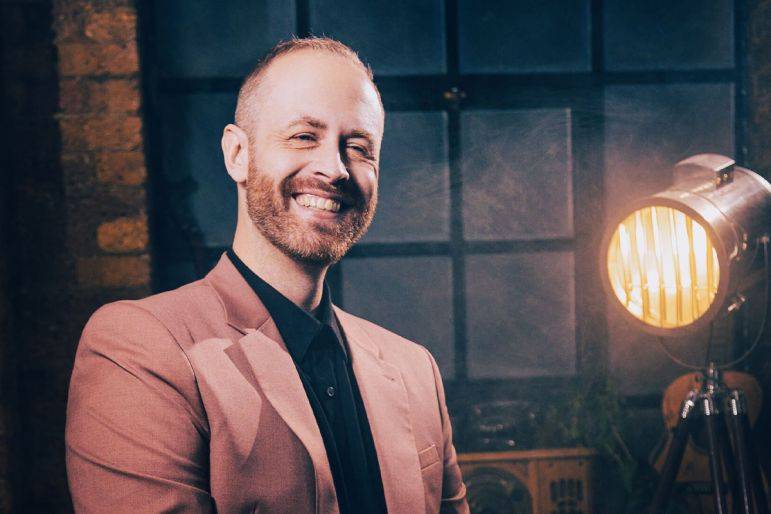 Click to enlarge image one-touch-3.jpg