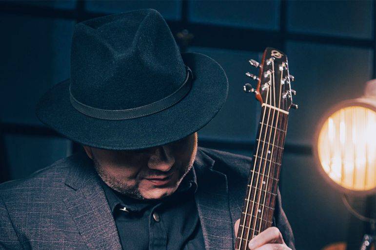 Click to enlarge image one-touch-4.jpg