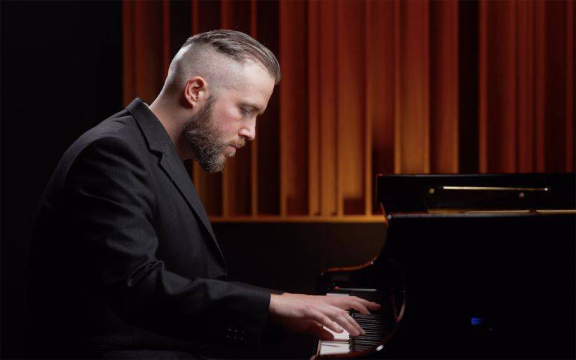 Click to enlarge image stride-maestro-01.jpg