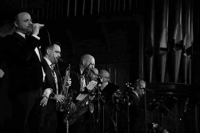 Click to enlarge image high-society-swing-new-05.jpg