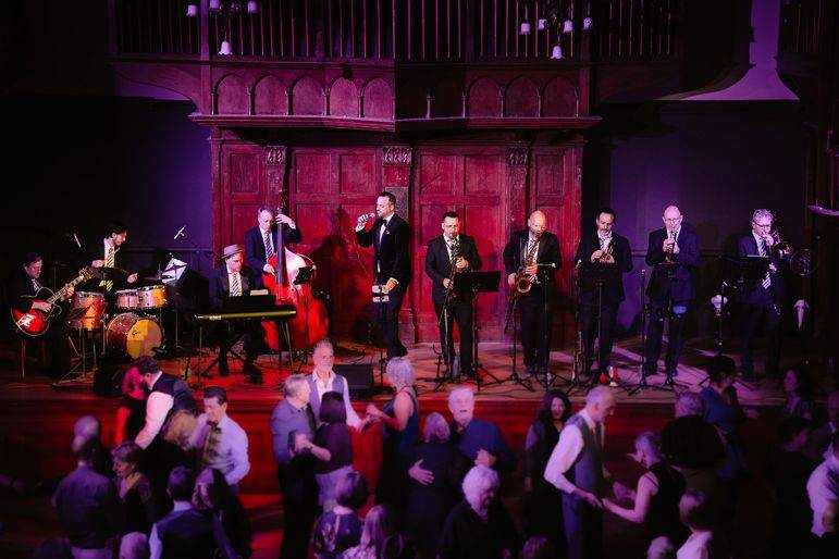 Click to enlarge image high-society-swing-new-07.jpg