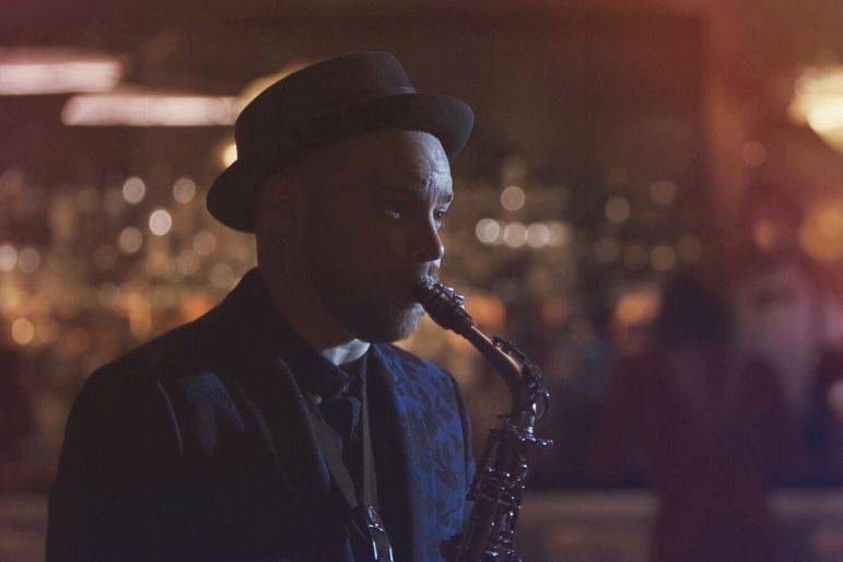 Click to enlarge image benjamin-01.jpg