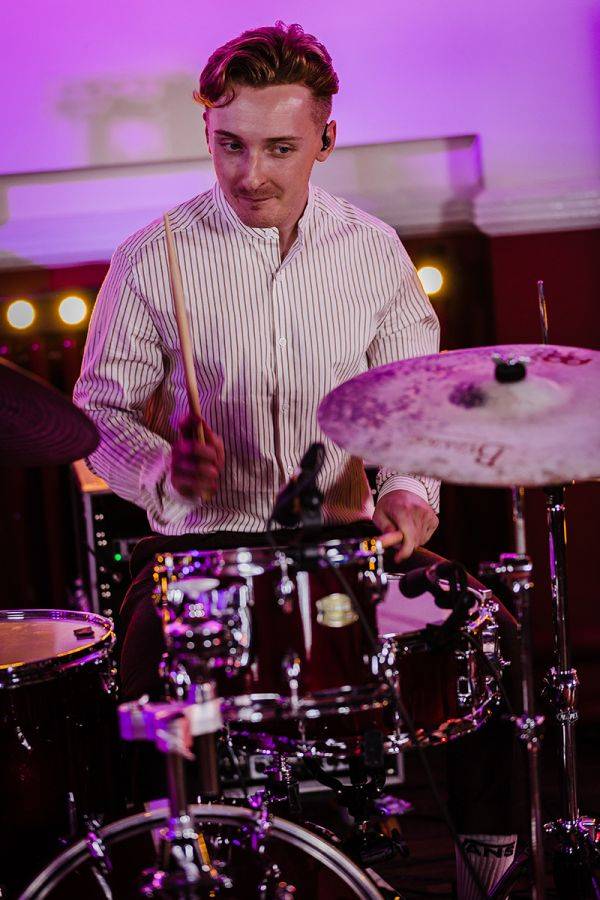 Click to enlarge image indiana-08.jpg