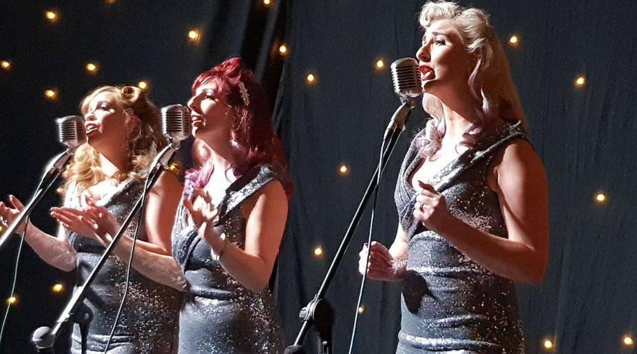 Click to enlarge image a-little-bit-gatsby-11.jpg