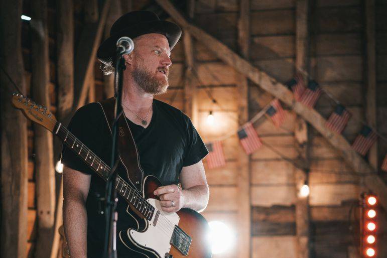 Click to enlarge image crossroad-county-03.jpg