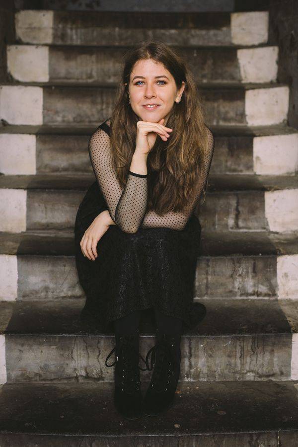 Click to enlarge image alex-04.jpg